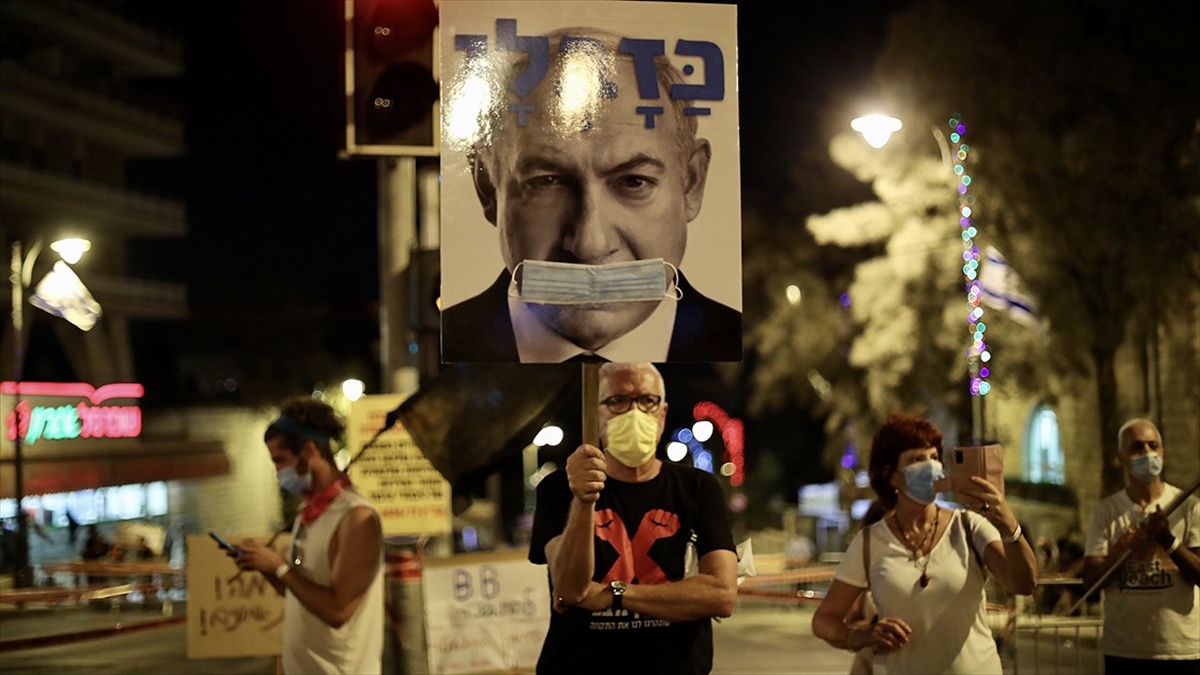 İsrail’de Netanyahu karşıtı gösterilere kısıtlama getirildi