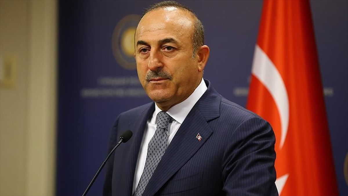 Dışişleri Bakanı Çavuşoğlu: Ermenistan doğrudan sivilleri hedef alıyor. Bu esasen savaş suçudur