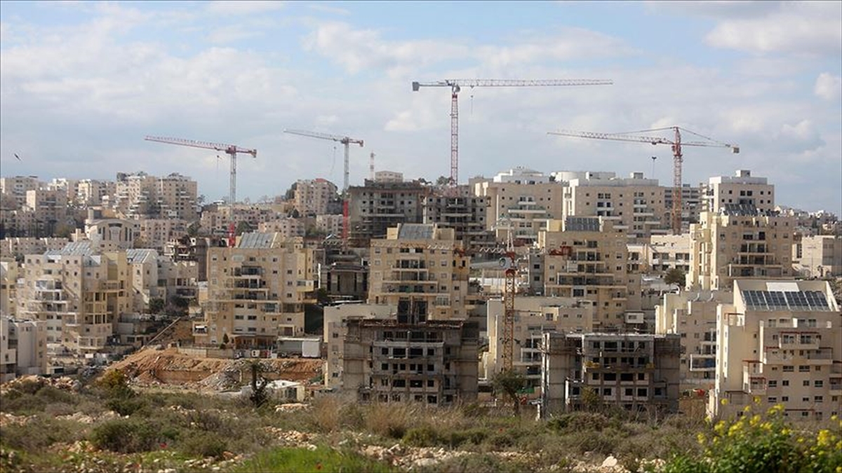 İsrail’den Batı Şeria’da 2 binden fazla yeni konut inşasına onay