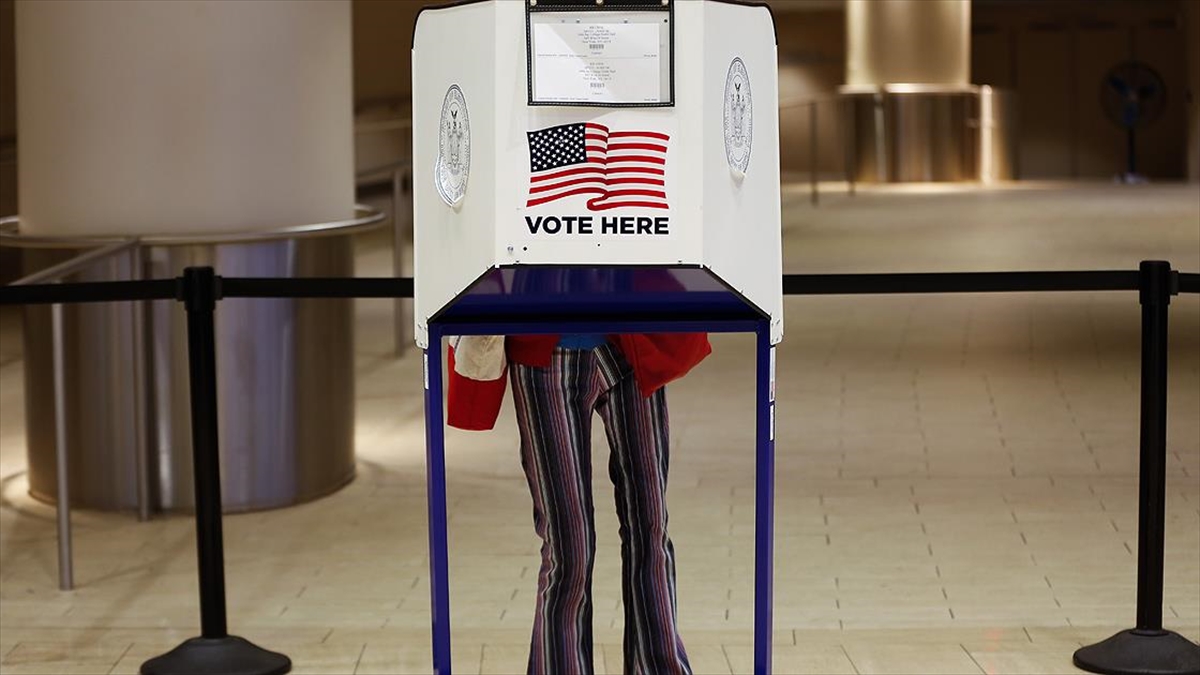 ABD’de başkanlık seçimleri için şu ana kadar 56 milyondan fazla oy kullanıldı