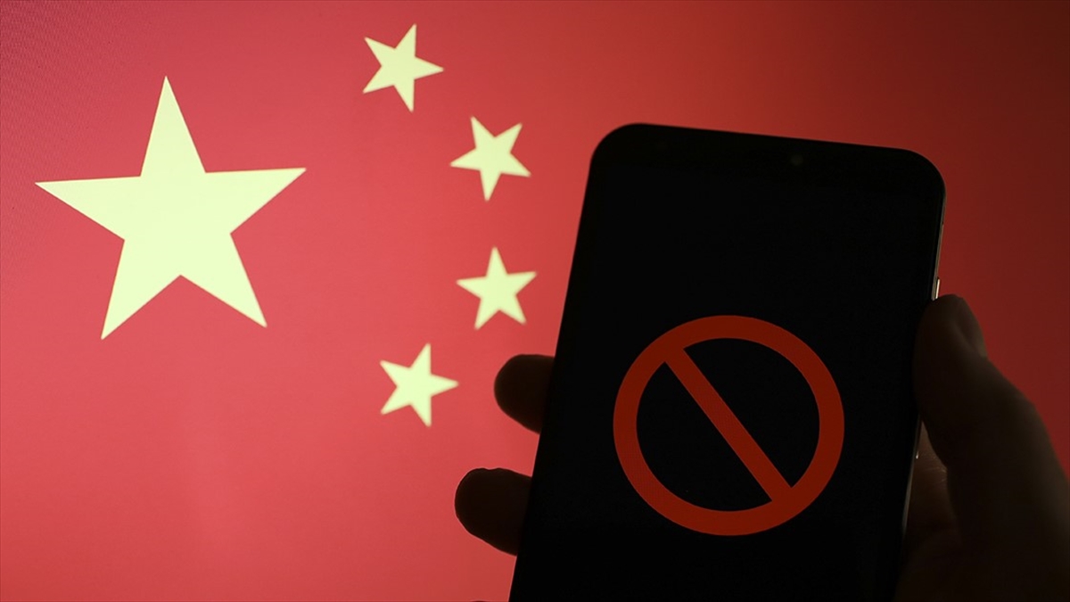 Çinli şirketin elektronik izleme teknolojisinde Uygur Türklerini tanımlayan kod bulunduğu iddia edildi