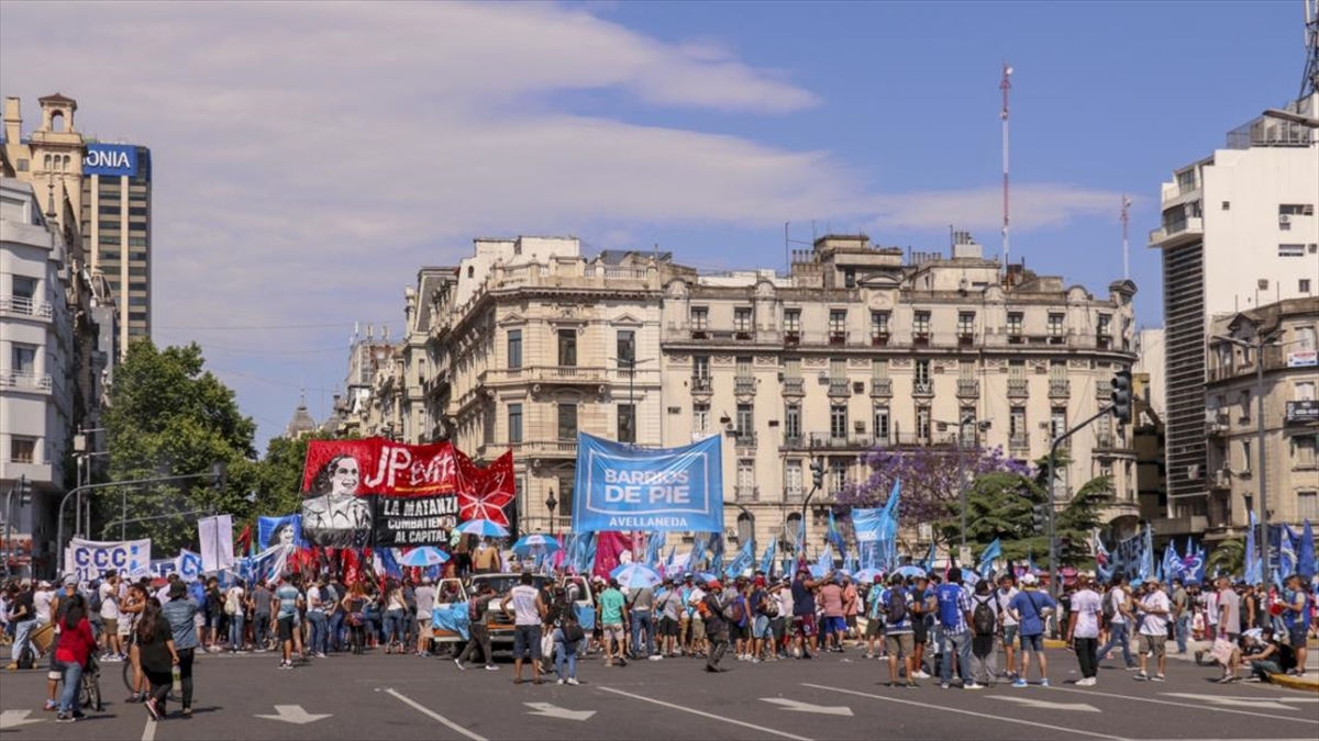 Arjantin’de hükümete destek gösterisi