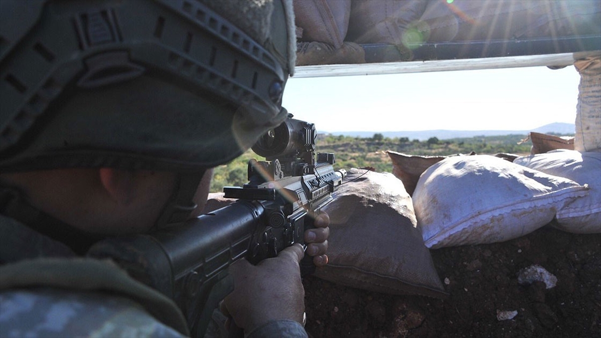 Barış Pınarı bölgesine sızma girişiminde bulunan 3 PKK/YPG’li terörist etkisiz hale getirildi