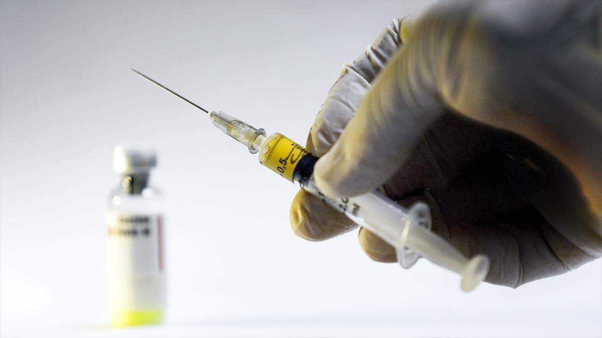 ABD’de ilk Kovid-19 aşısının bugün resmen onaylanması bekleniyor