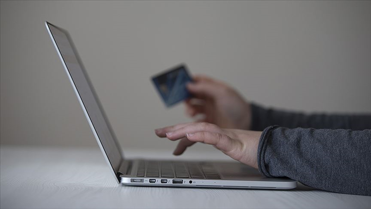 ‘Alışverişlerde internet korsanlarına karşı tedbirli olunması’ uyarısı