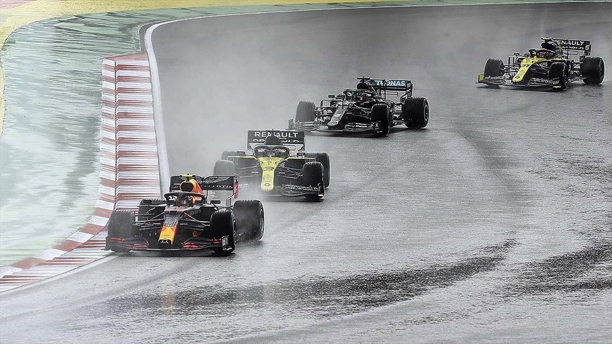 Formula 1’de sezonun en iyi yarışı Türkiye Grand Prix’si seçildi