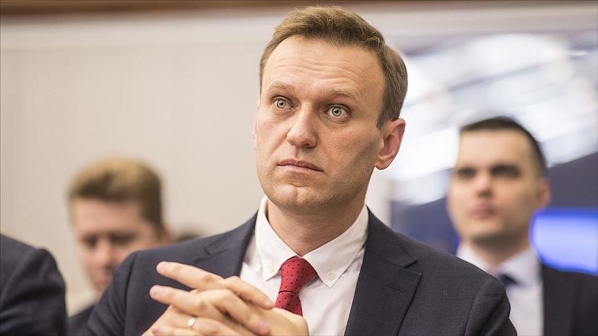Rus muhalif Aleksey Navalnıy’nın 30 gün tutuklu kalmasına karar verildi