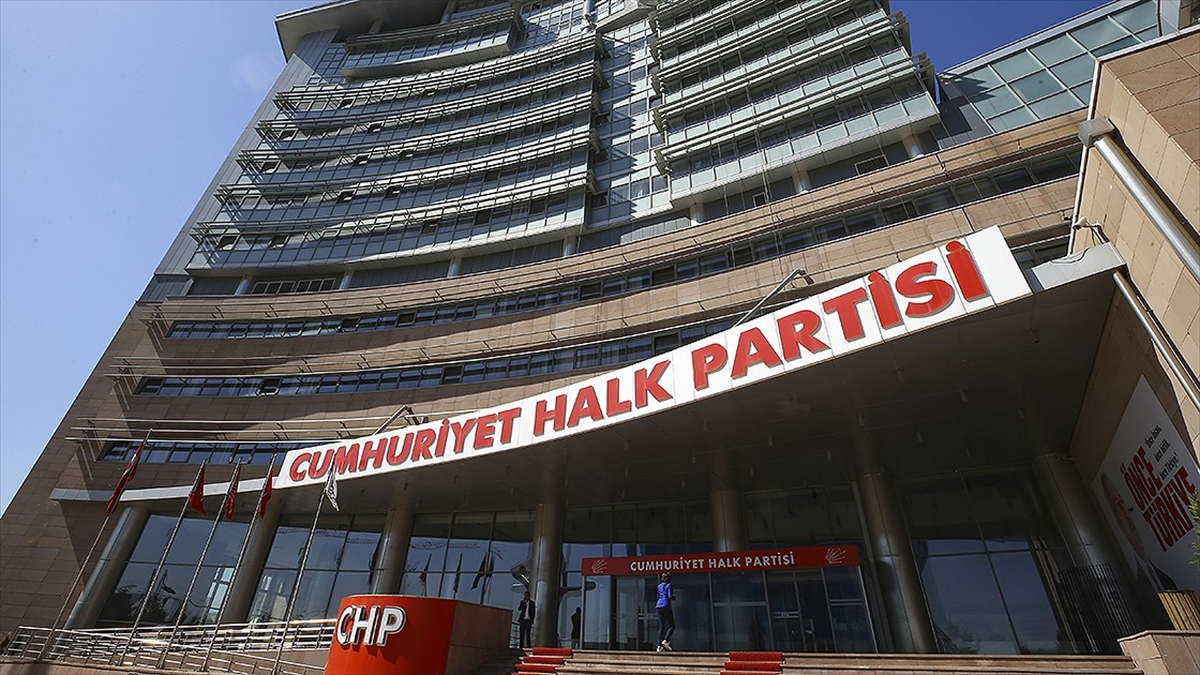 CHP’ye 156 bini aşkın kişi üyelik başvurusunu online yaptı