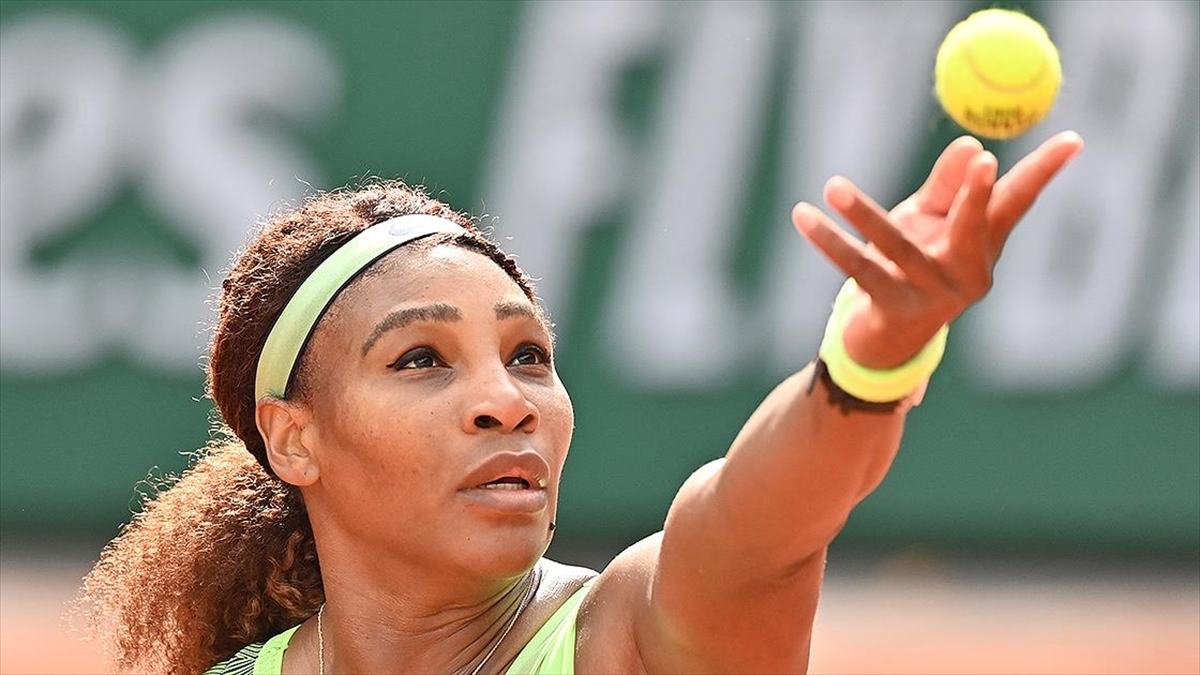 Serena Williams Fransa Açık’a 4. turda veda etti
