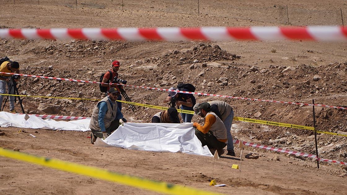 Musul’da DEAŞ’ın katlettiği 500 kişilik iki toplu mezar bulundu