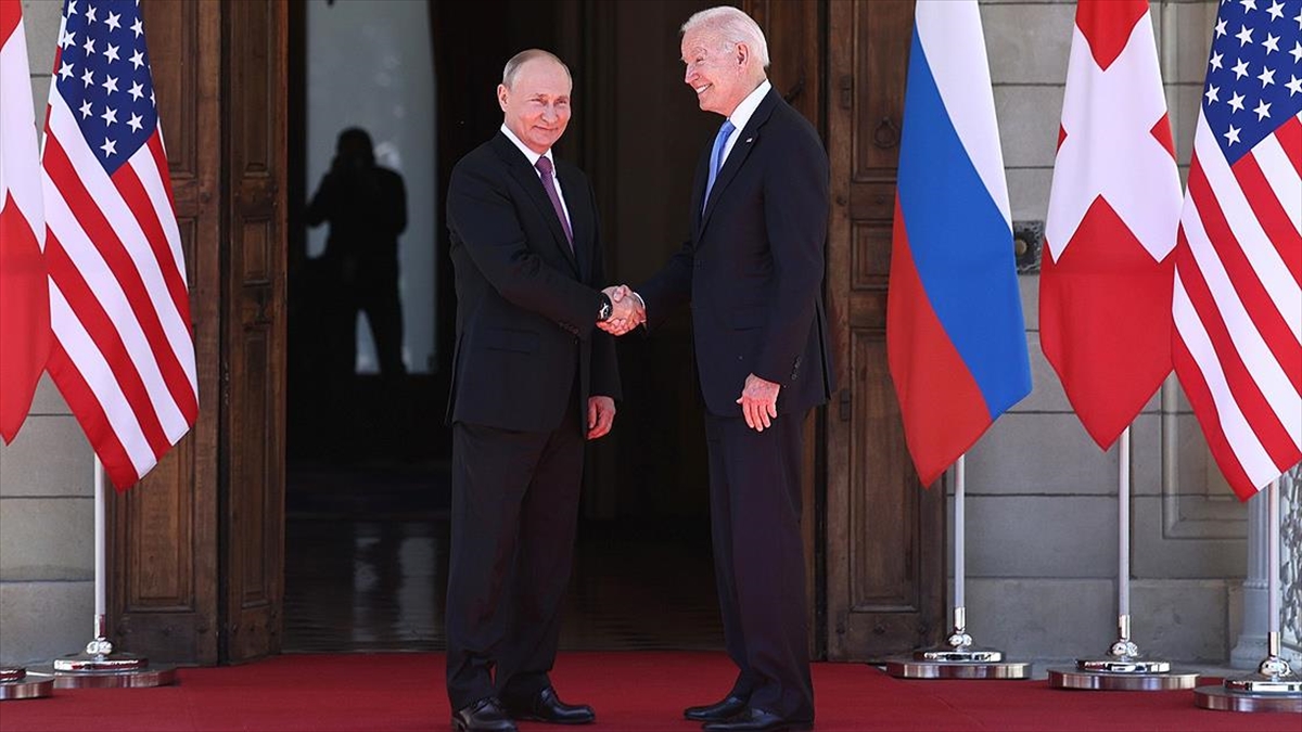 Putin ve Biden’dan ortak bildiri: Nükleer bir savaşın asla başlatılmamasına yönelik bağlılığımızı teyit ediyoruz