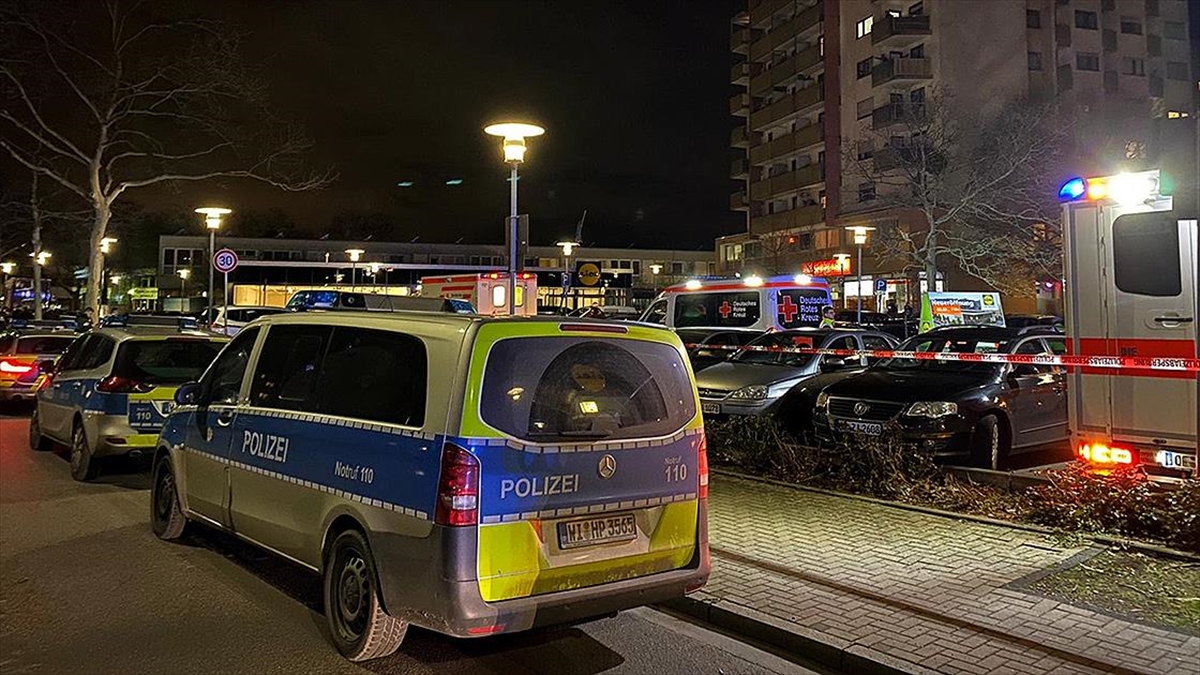 Almanya’da şüpheli 13 polisin Hanau’daki katliamın yaşandığı gece görevde olduğu ortaya çıktı