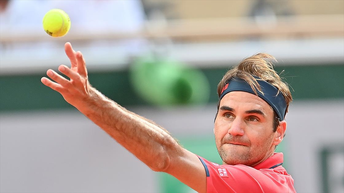 Federer Wimbledon’da son 8’e kaldı