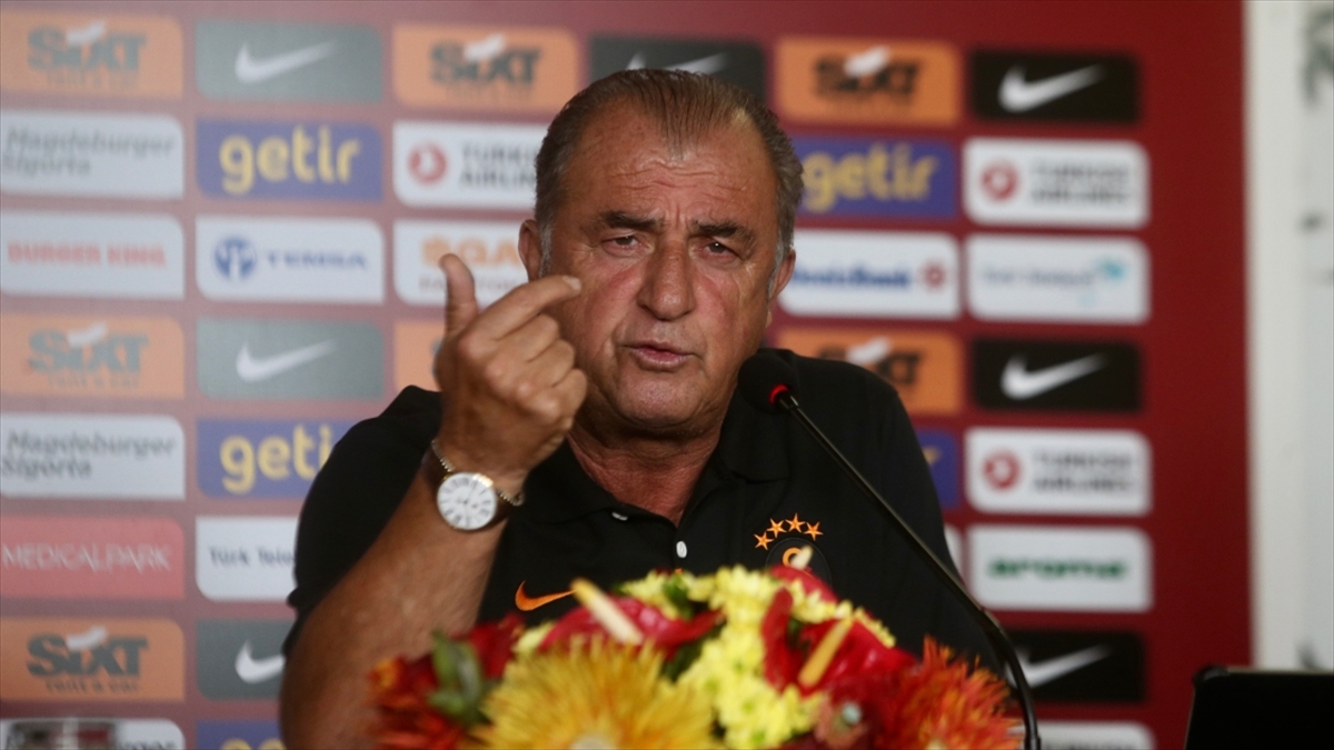 Galatasaray Teknik Direktörü Fatih Terim: Transferlerimiz durmayacak