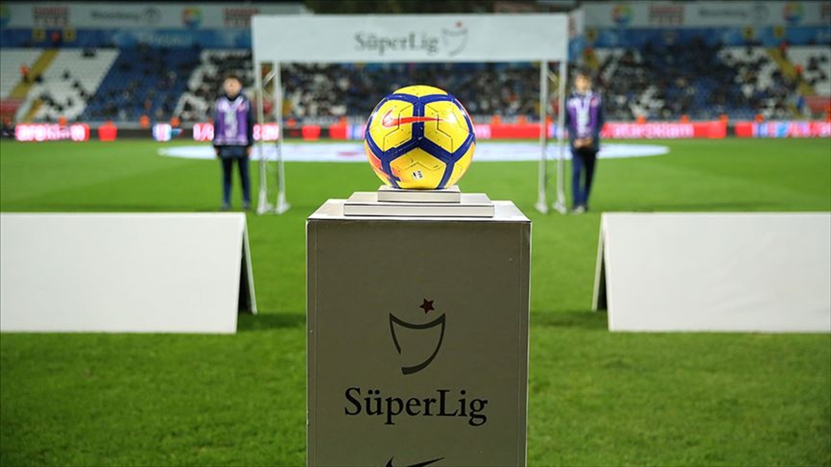 Süper Lig’in rekorları ve ilkleri