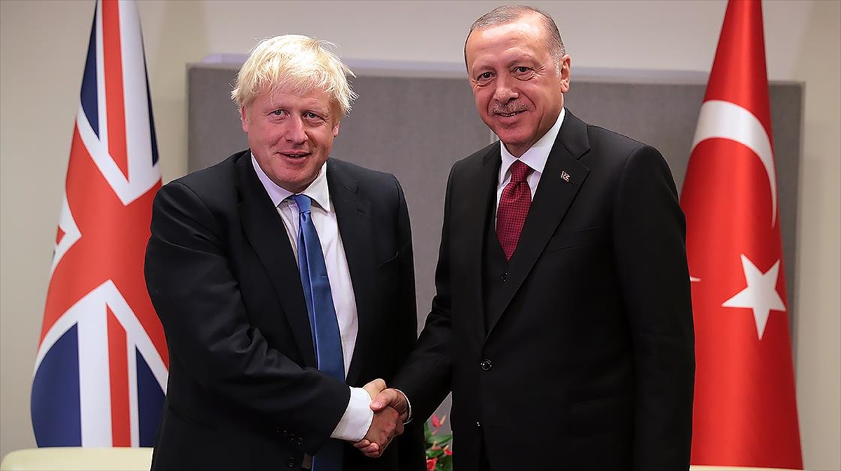 Cumhurbaşkanı Erdoğan, Birleşik Krallık Başbakanı Johnson ile görüştü