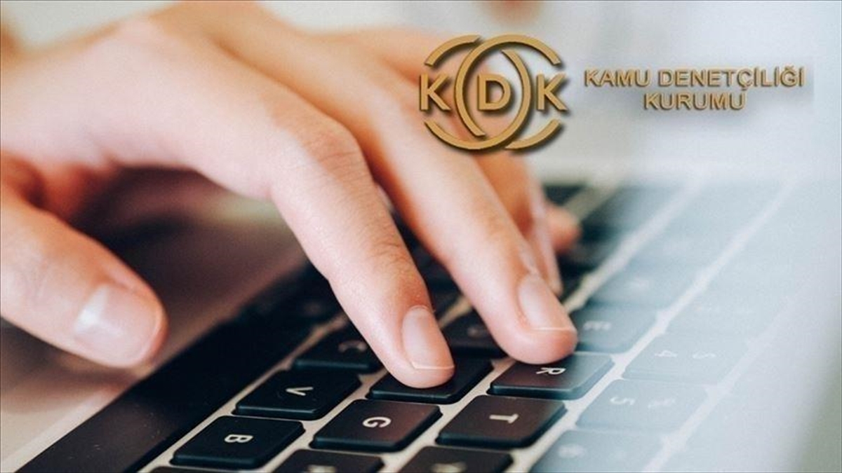 KDK’den ‘Kovid-19 temaslısı memurun karantinadaki süresinin idari izin kapsamında sayılması’ tavsiyesi