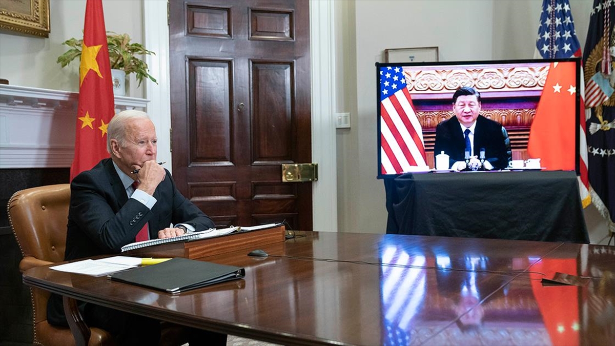 Çin Devlet Başkanı Şi ile ABD Başkanı Biden çevrim içi görüştü