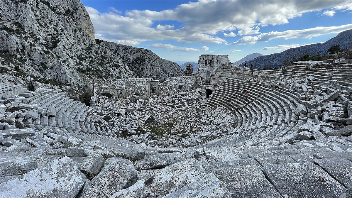 Doğayla tarihin buluştuğu Termessos’u 25 bin kişi ziyaret etti