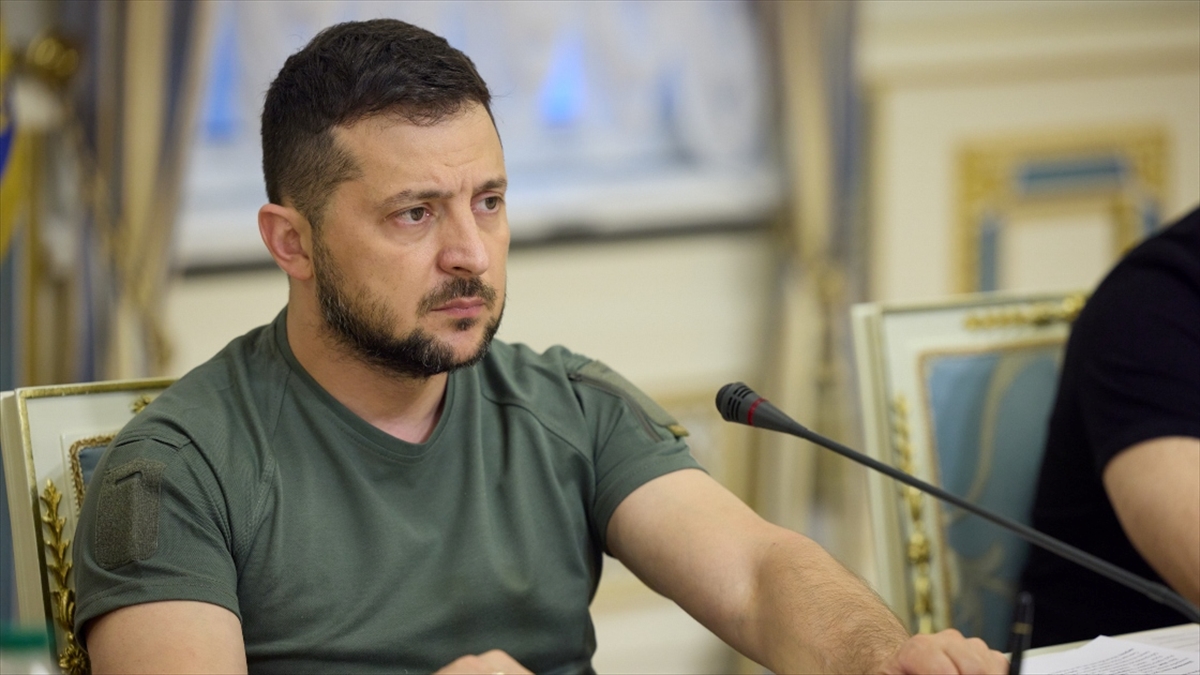 Zelenskiy, 3 yerleşim biriminin Rus güçlerinden geri alındığını söyledi