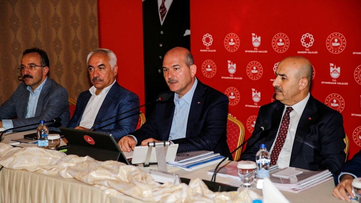 İçişleri Bakanı Soylu, Mardin ve Diyarbakır Güvenlik Toplantısı’na katıldı