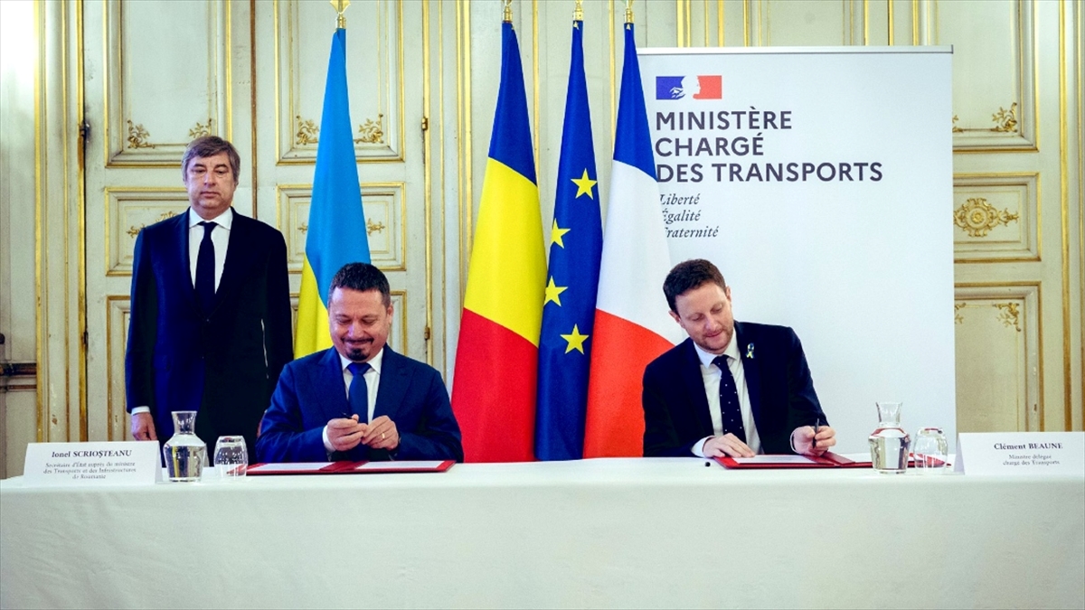 Fransa ve Romanya, Ukrayna tahılının ihracatını kolaylaştırmak için anlaşma imzaladı