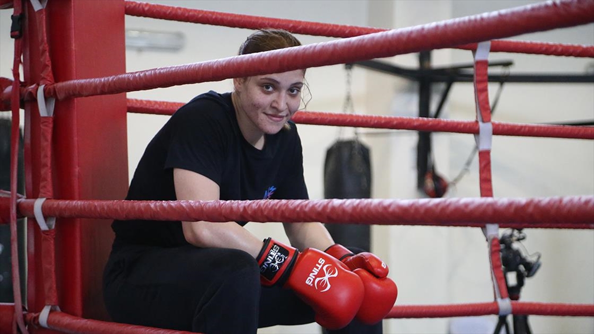 Milli boksör Büşra, katılacağı ilk Avrupa Oyunları’nda olimpiyat kotası almak istiyor