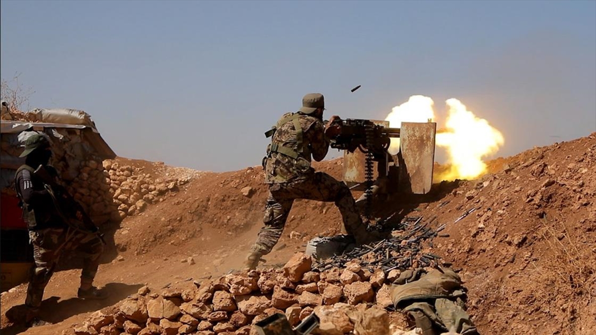 Deyrizor’da PKK/YPG baskısı altındaki Arap aşiretleriyle terör örgütü 12 gündür çatışıyor