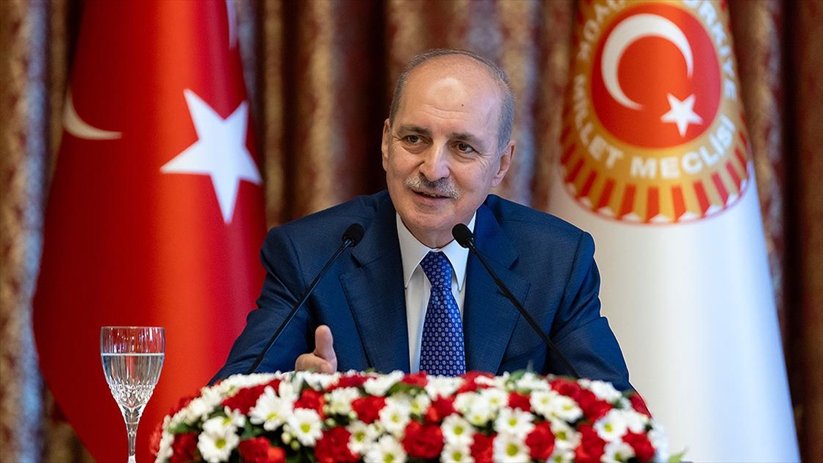 TBMM Başkanı Kurtulmuş: Yeni bir anayasa yapmak Türkiye’nin boynunun borcudur