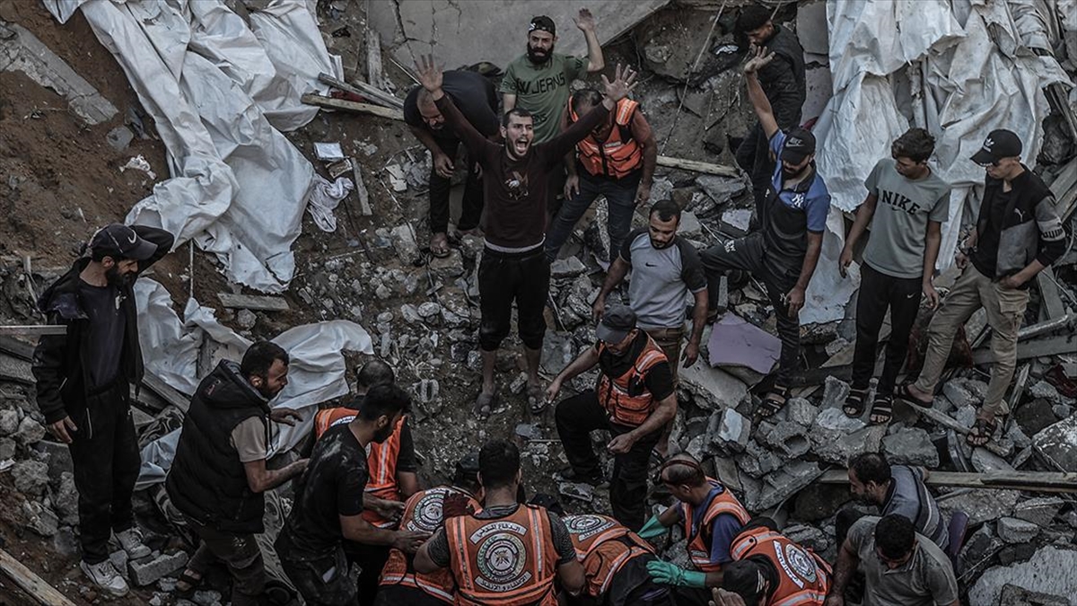 İsrail’in Gazze’ye saldırılarında öldürülen gazetecilerin sayısı 18’e yükseldi