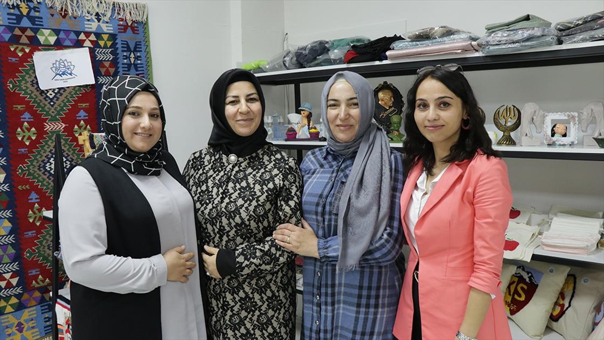 Kayseri’deki 26 kadın kooperatifi 460 kişiye istihdam sağlıyor