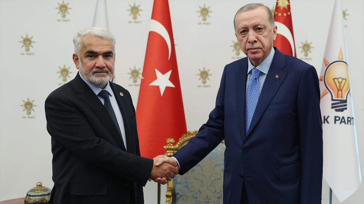 Cumhurbaşkanı Erdoğan, HÜDA PAR Genel Başkanı Yapıcıoğlu’nu kabul etti