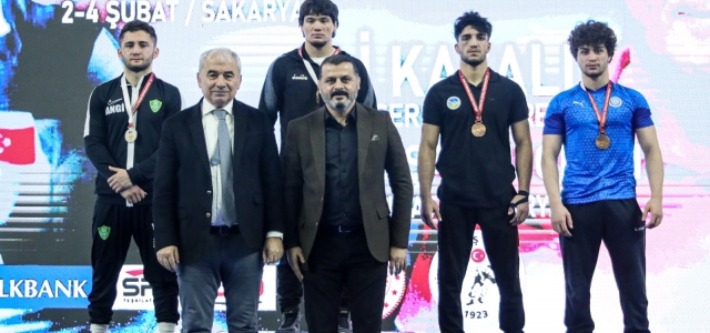 Büyükşehir güreş takımından bir başarı daha