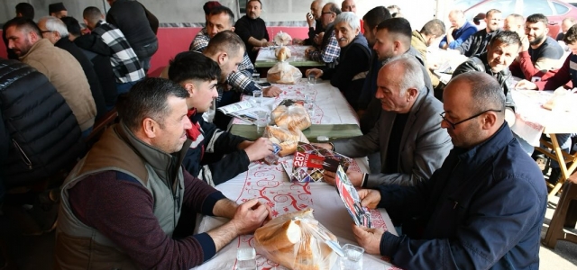 Başkan Vergili Kemal Oyman Sanayi Sitesi Esnaflarıyla Bir Araya Geldi