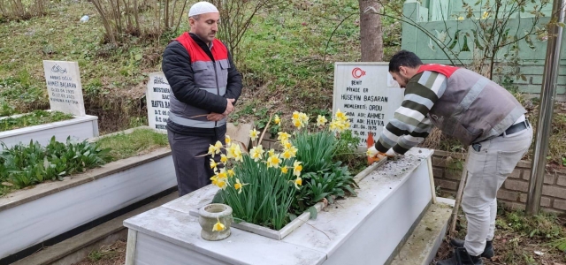BÜYÜKŞEHİR, ŞEHİTLERİMİZİ UNUTMADI