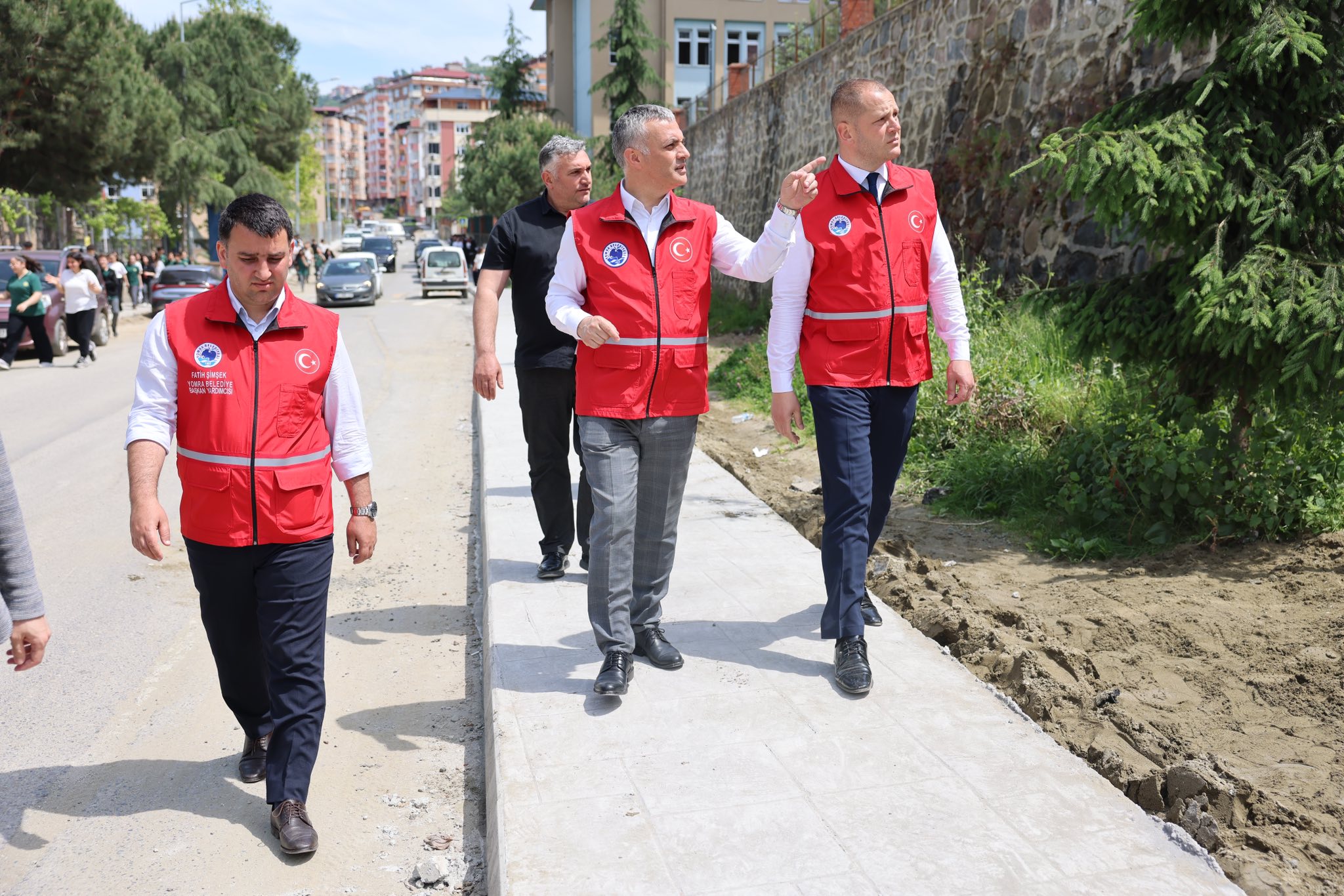 Belediye Başkanı Mustafa Bıyık devam eden çalışmaları yerinde inceledi