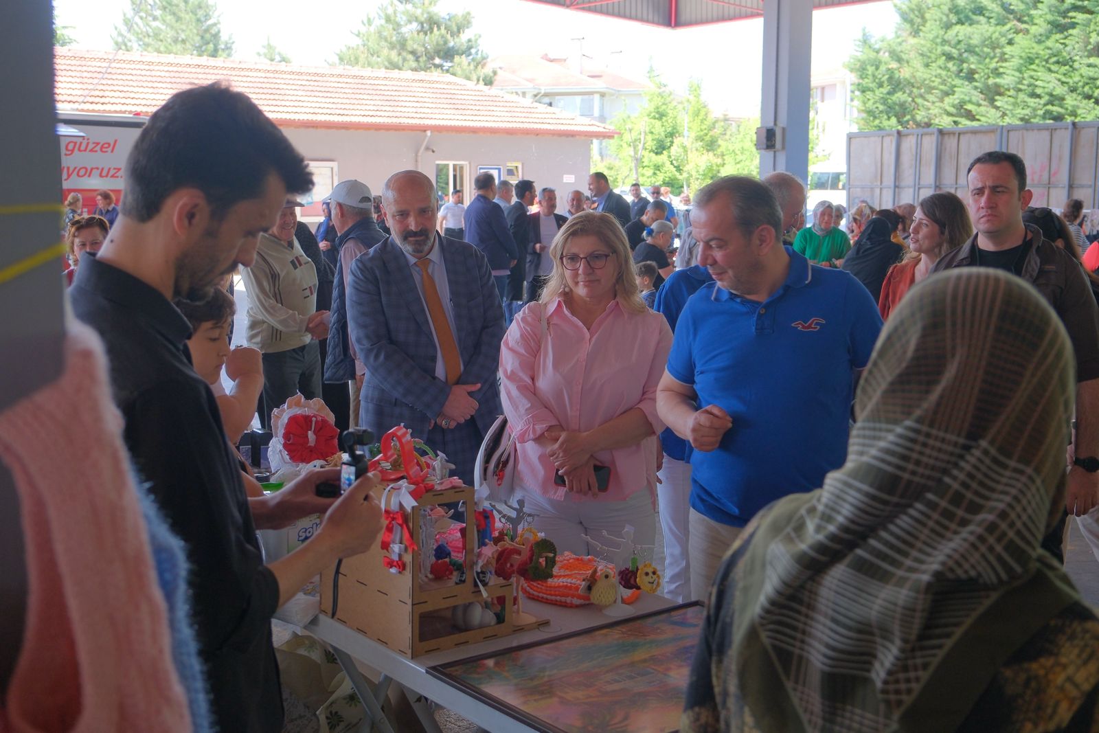 Kadın Emek Pazarı açıldı: El emeği ürünler tezgâhlarda