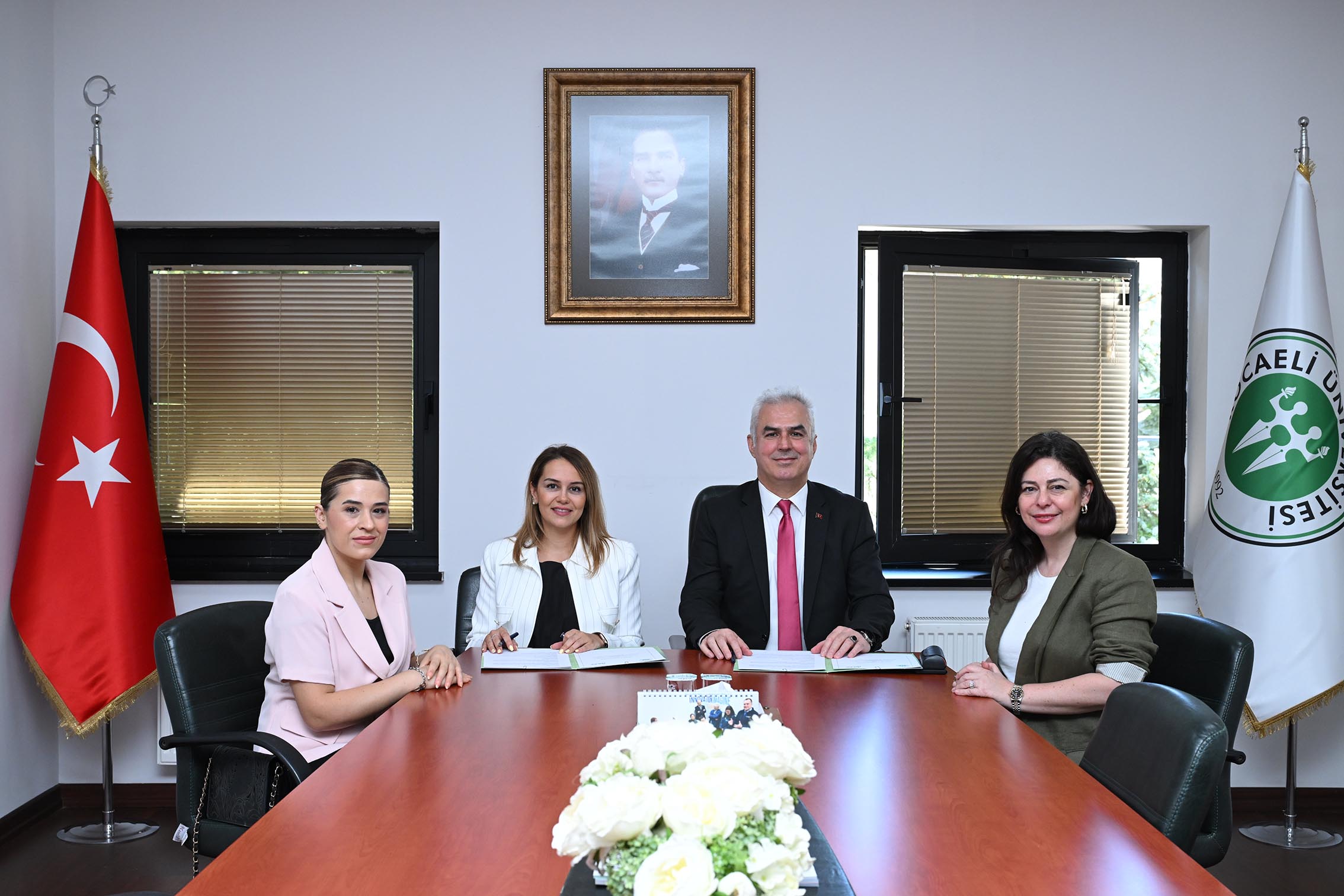 Kocaeli Üniversitesi ile Öğretmen Akademisi Vakfı arasında iş birliği protokolü imzalandı
