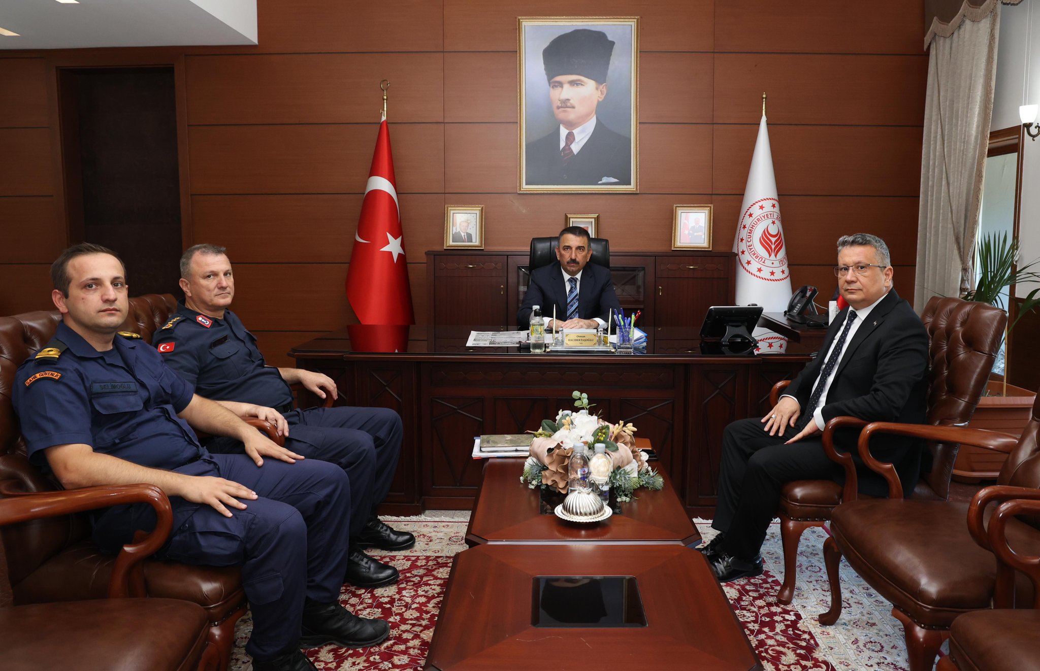 Haftalık Asayiş ve Güvenlik Toplantısı Vali Osman Hacıbektaşoğlu Başkanlığında Gerçekleştirildi
