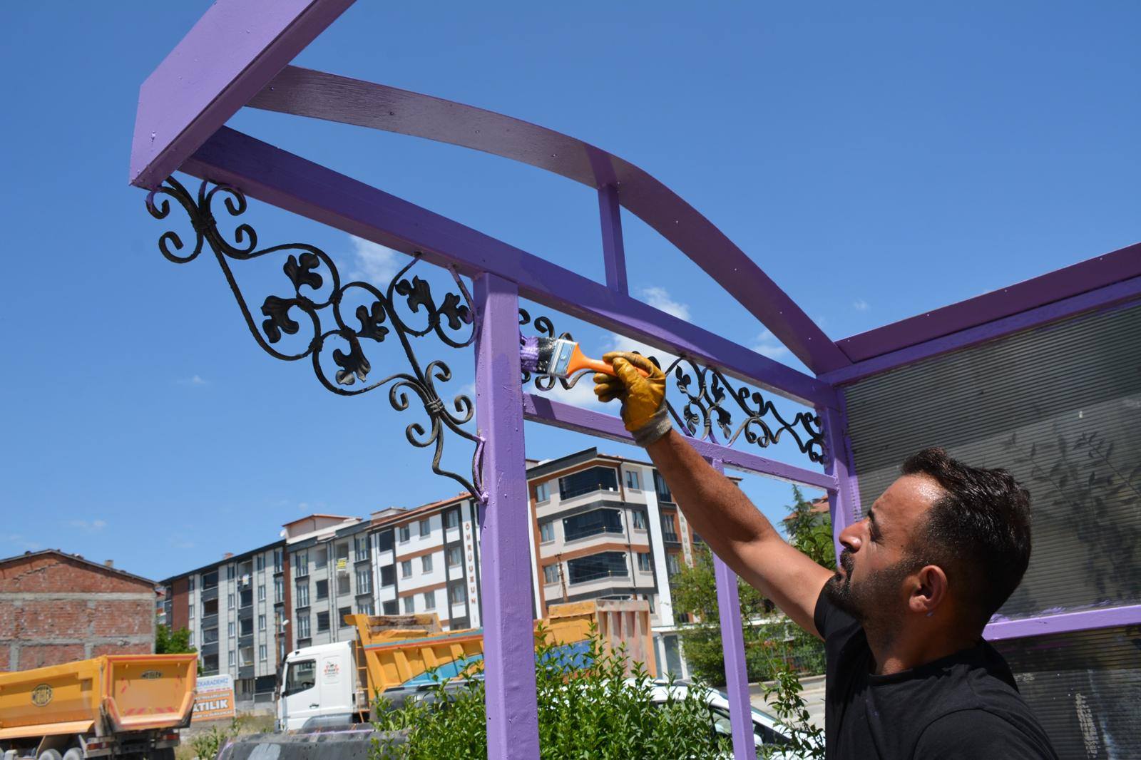 Duraklarda Bakım Çalışması
