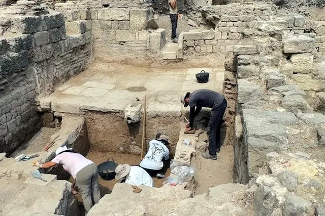 Bathonea Antik Liman Kenti Kazılarında Yeni Bulgular