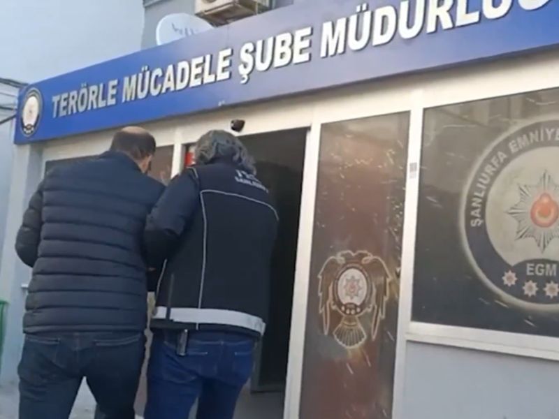 Bakanımız Sayın Ali Yerlikaya: ”FETÖ’YE Yönelik Son 2 Haftadır Devam Eden Operasyonlarımızda; 121 Şüpheli Yakalandı”