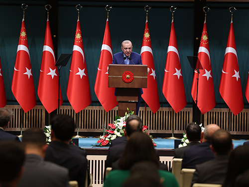 “Okullarımızın güvenliği meselesi önceliklerimizin en başındadır”