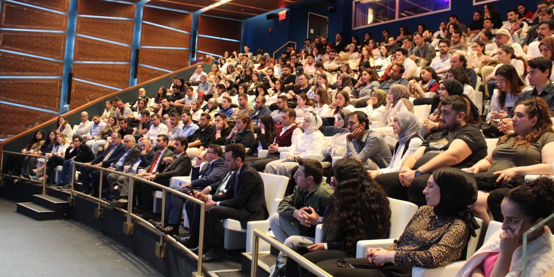 Millî Eğitim Bakanlığı, ABD’deki 1416 Bursiyerlerini New York Türkevinde Buluşturdu