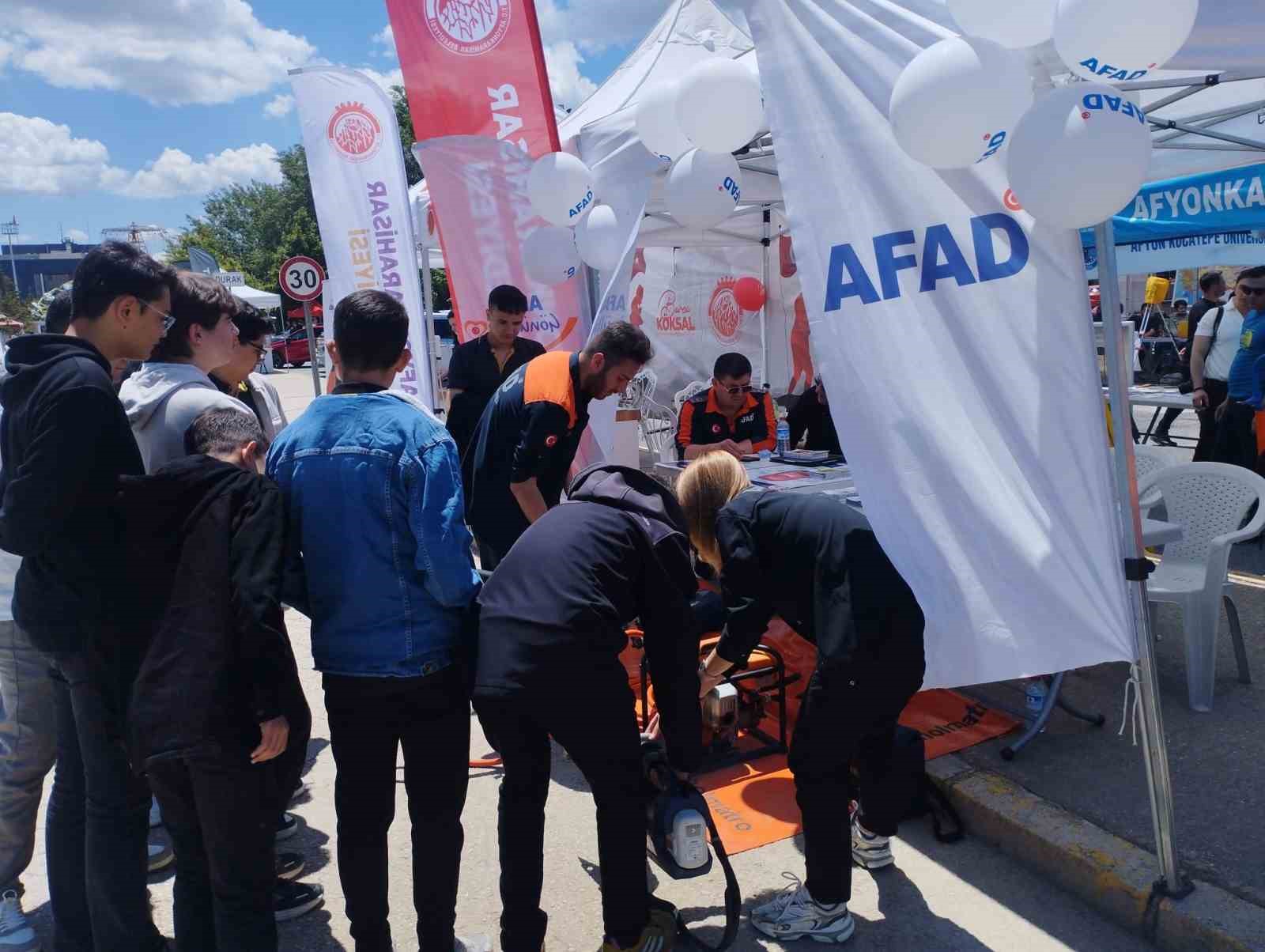 AFAD Tarafından Üniversite Öğrencilerine Yönelik Afet Farkındalığı ve Arama Kurtarma Eğitimi Verildi