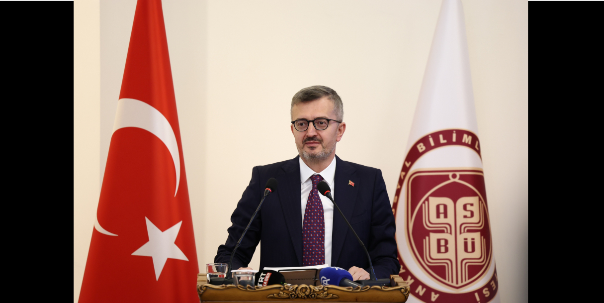 İletişim Başkanı Duran, ASBÜ 2026-2027 Akademik Yılı Açılışında konuştu