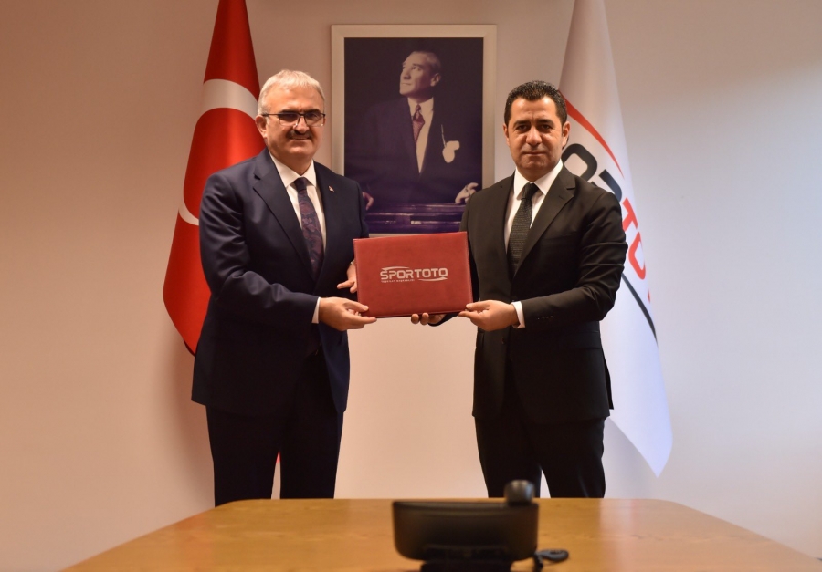Büyükşehir’den ilçelere spor tesisi atağı