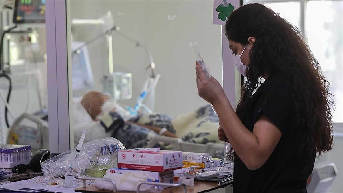 Türkiye’de son 24 saatte 1671 Kovid-19 tanısı konuldu, 57 kişi hayatını kaybetti