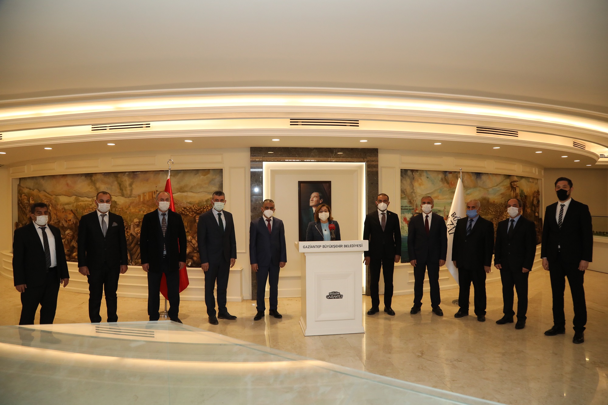 Öğrenci servisi esnafına 1500 lira maddi destek!