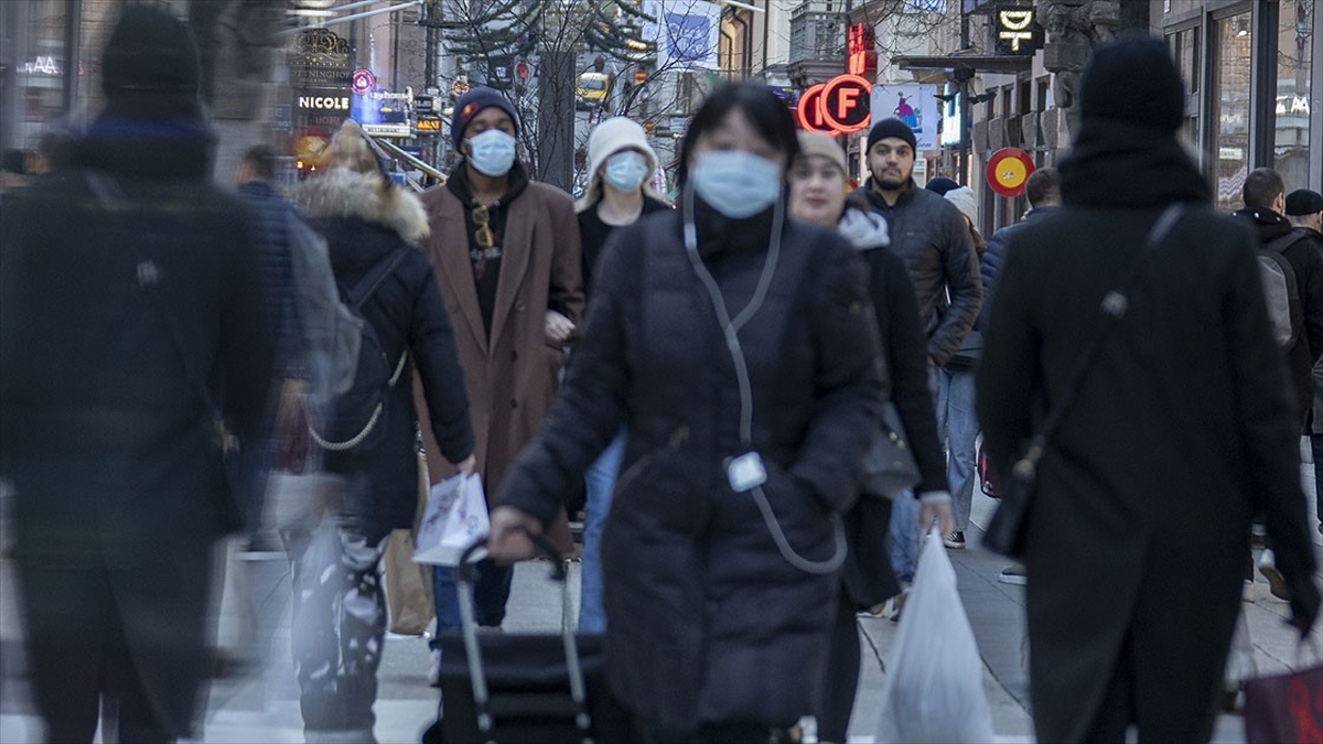 Dünya genelinde Kovid-19 tespit edilen kişi sayısı 95 milyon 484 bini geçti